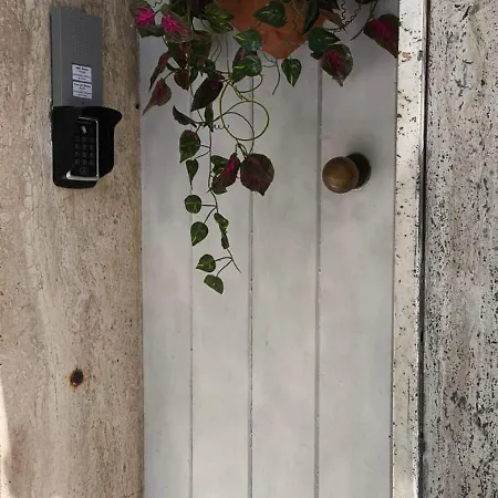 Little Button House Marina * 卡利亚里