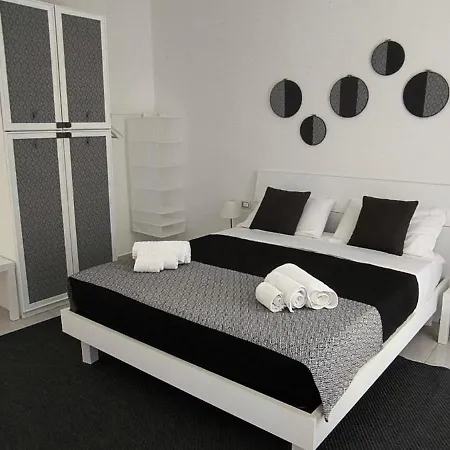 Little Button House Marina Holiday home